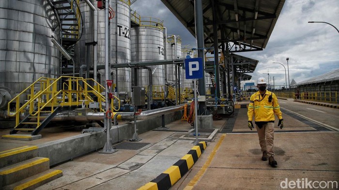 Perluasan Pabrik Pelumas di Marunda Shell Indonesia memperluas pabrik pelumas Marunda (Marunda Lubricants Oil Blending Plant/ LOBP) di Bekasi.