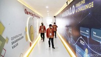 Sementara, data dari Asosiasi Industri Sepeda Motor Indonesia (AISI) menunjukkan bahwa lebih dari lima juta unit motor telah terjual di Indonesia pada periode yang sama.