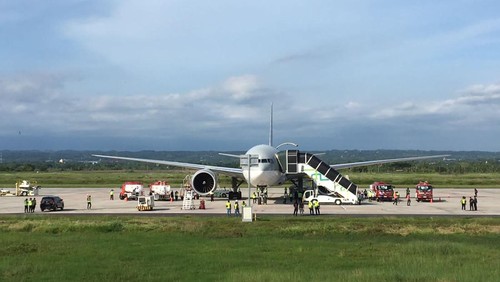 Pesawat parkir di Bandara Internasional Lombok, NTB.