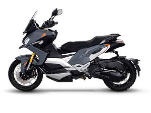 Peugeot Luncurkan Skuter Adventure Mirip Honda X-ADV