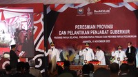 Pemerintah resmi melakukan pemekaran tiga DOB di Papua itu pada 30 Juni 2022. DOB tersebut merupakan usulan pemerintah yang diajukan ke DPR. Peresmian tiga DOB Papua tersebut dibarengi dengan penunjukkan penjabat gubernur di Kantor Kemendagri, Jakarta Pusat, Junat (11/11/2022). ANTARA FOTO/Indrianto Eko Suwarso