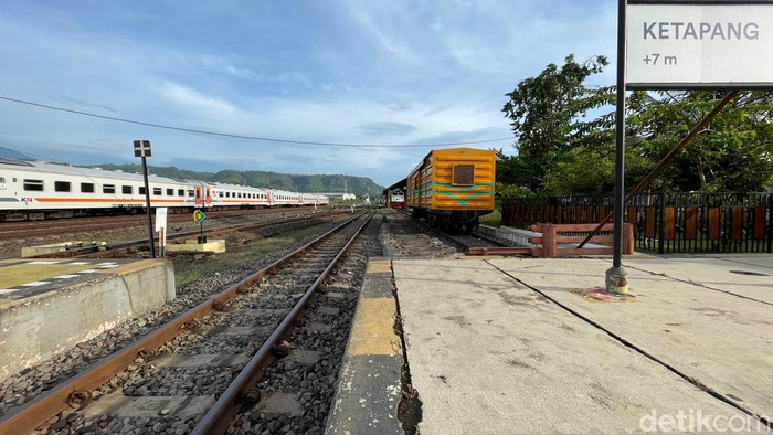 Stasiun Ketapang Banyuwangi