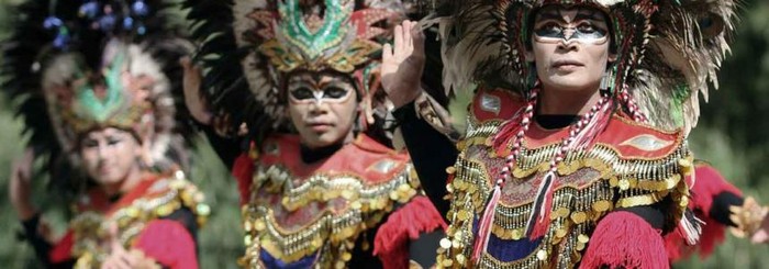 Tari topeng ireng (Direktori Pariwisata Kemenparekraf)