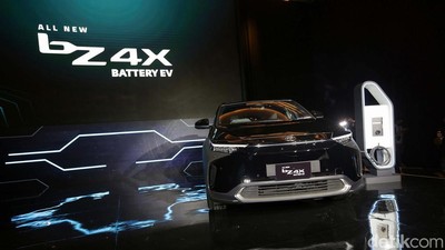 Ini Dia Wujud Mobil Listrik Toyota bZ4X, Penantang Hyundai Ioniq 5