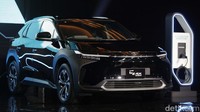 Marak Kendaraan Listrik di Indonesia, Toyota Hanya Pilih Main di Kelas Sultan?