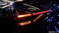 Toyota bZ4X hadir dengan platform yang dirancang khusus untuk mobil listrik berbasis baterai atau BEV (Battery Electric Vehicle).