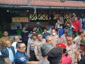 Meradang Kader PDIP Hingga Geruduk Desmond gegara Pernyataan soal Bung Karno