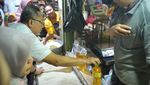 Wow, Beli Beras di Pasar Tanjungsari Sumedang Bisa Pakai QRIS