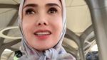 10 Momen Yuni Shara Umrah: Tetap Tenang Walau Pergi Sendiri