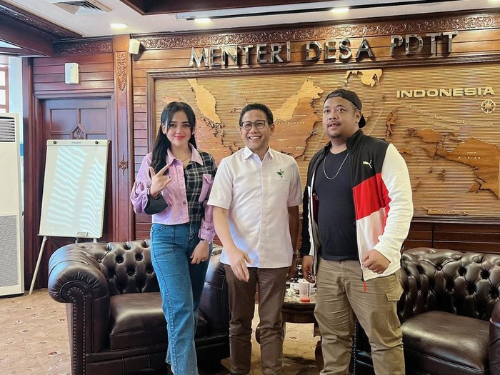 Abah Lala dan Clara Gopa