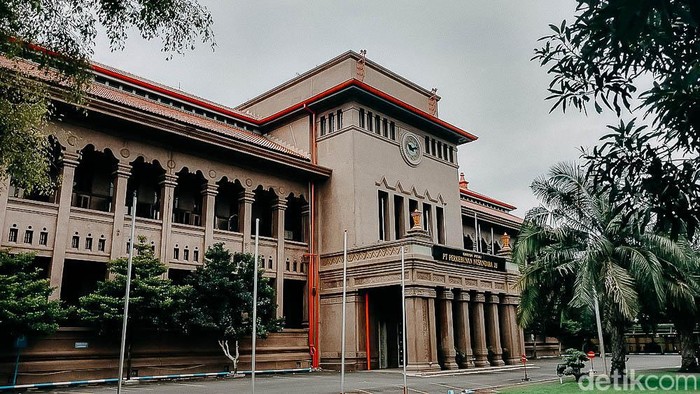 Gedung PTPN XI Surabaya yang ditetapkan sebagai cagar budaya peringkat nasional