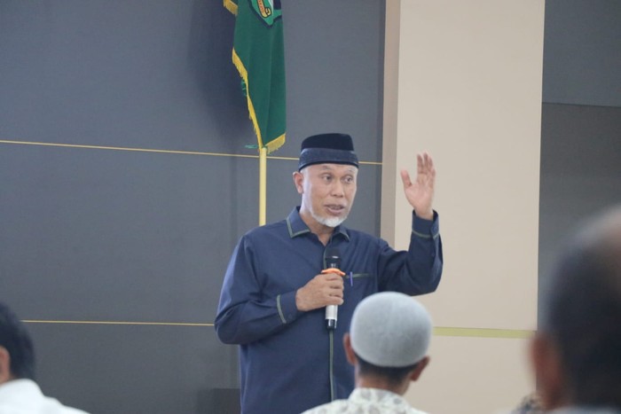 Gubernur Sumbar Mahyeldi
