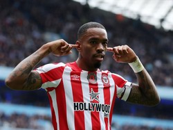 Ivan Toney cetak dua gol kemenangan Brentford di Etihad Stadium. Tuan rumah cuma membalas sekali via Phil Foden (Getty Images)