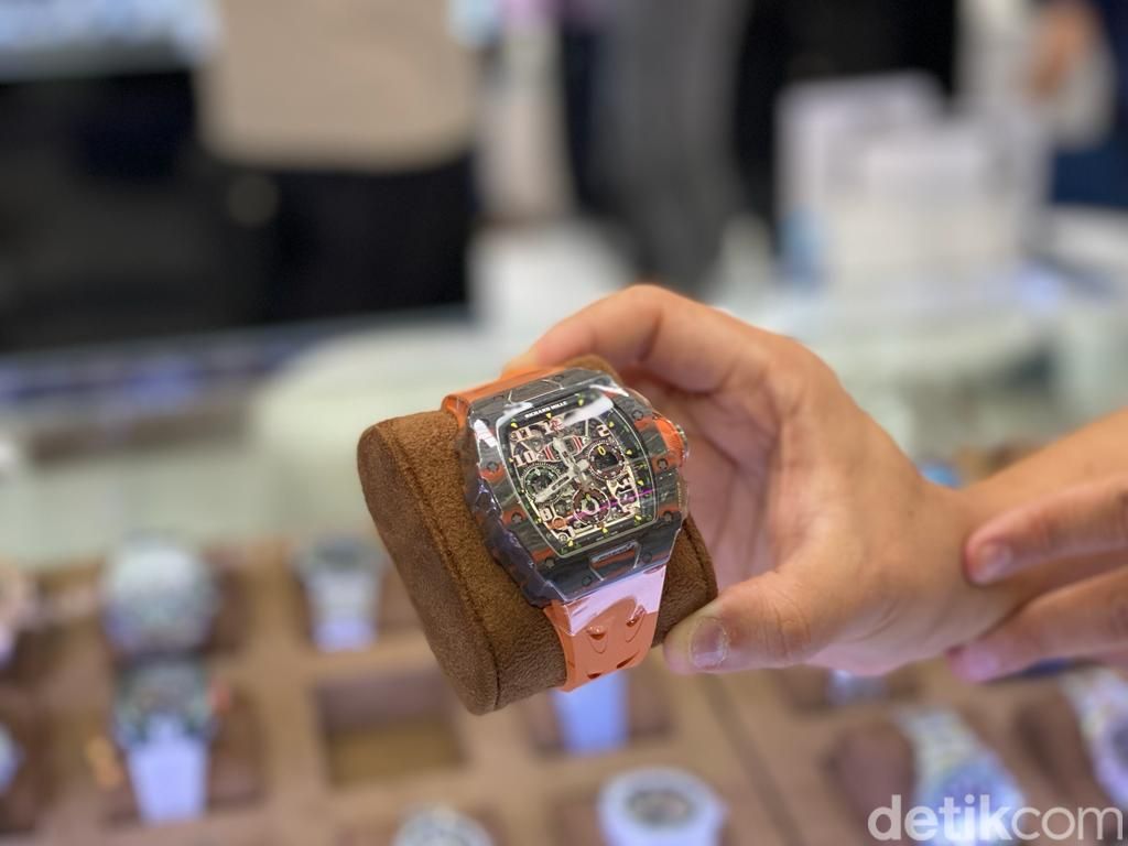 Berburu Jam Tangan Mewah di Jakarta Watch Exchange Termahal Rp 15