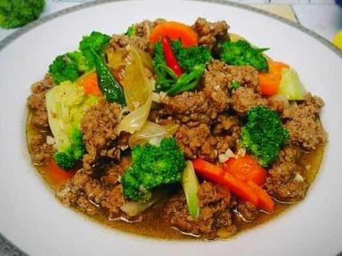 Jodohnya Nasi Hangat! Ini 10 Resep Tumis Daging yang Bumbunya Mantap