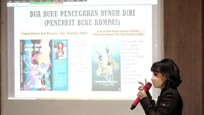 Kepedulian terhedap kesehatan jiwa remaja menjadi fokus dalam bedah buku bertajuk 'Cegah Bunuh Diri Remaja: Yuk, Deteksi!'.