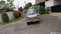 Mobil bermesin 600 cc OHV V-twin 2 silinder dengan tenaga 28 hp dan torsi 41.2 Nm masih terjaga hingga ini. Onderdil mobil klasik miliknya ini sudah mulai jarang ditemui. Meskipun masih ada, onderdil-onderdil itu harga bisa menjadi selangit dan sangat mahal.