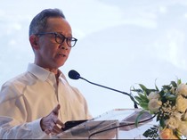 IHSG Menguat Tipis, Bos OJK Ungkap Aliran Modal Asing Rp 20,4 Triliun