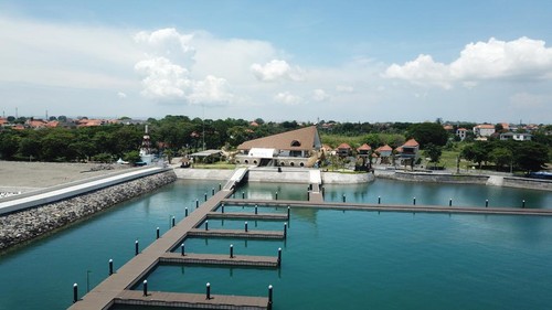 Pembangunan Pelabuhan Sanur di Bali diresmikan untuk mendukung penyelenggaraan Konferensi Tingkat Tinggi (KTT) G20 di Bali. Nih penampakannya.