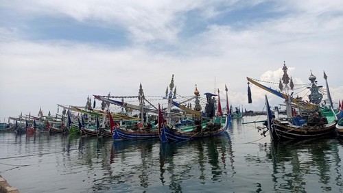 Perahu nelayan Desa Pengambengan yang terparkir di PPN Pengambengan, Kecamatan Negara, Kabupaten Jembrana, Sabtu (12/11/2022). (I Putu Adi Budiastrawan/DetikBali).
