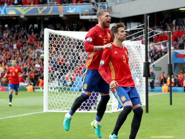 Akhir Era Ramos-Pique di Timnas Spanyol