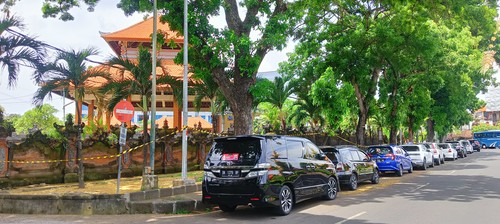 Situasi di Patung Satria Gatot Kaca atau Patung Kuda, depan Masjid Nurul Huda, Desa Adat Tuban, Kecamatan Kuta, Kabupaten Badung, Bali, Sabtu (12/11/2022). Foto: Triwidiyanti