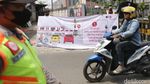 Petugas KCI Gelar Aksi Dahulukan Kereta untuk Cegah Kecelakaan