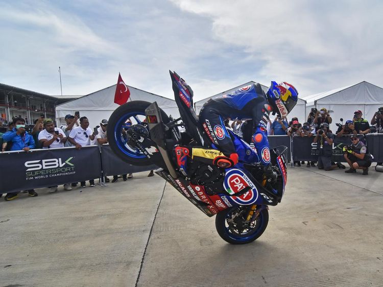 Lihat Lagi Momen Toprak Jawara Race 1 WSBK Mandalika