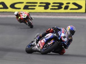 Luhut Minta Seluruh Kadispar Nonton WSBK di Lombok