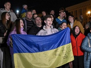 Inggris Sorot Kegagalan Rusia Usai Mundur dari Kherson Ukraina