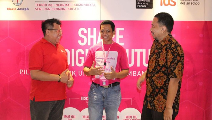 Upaya Meningkatkan Kualitas Lulusan SMK SMK Marie Joseph bisa menjadi dasar atau pijakan para anak muda yang ingin menjadi kuliah di dunia digital dan ekonomi kreatif.