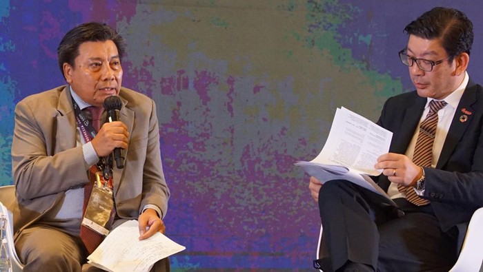 Upaya Tata Kelola Keberlanjutan dan Mitigasi Iklim di Net Zero Summit Produsen serat, pulp dan kertas yang beroperasi di Provinsi Riau, APRIL Group membagikan tata kelola berkelanjutan perusahaan yang erat kaitannya dengan mitigasi iklim dalam panel Net Zero Summit, yang menjadi rangkaian acara B20 di Bali.