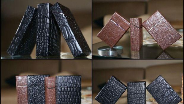 Waskito juga memproduksi aneka tas pria - wanita hingga dompet kulit