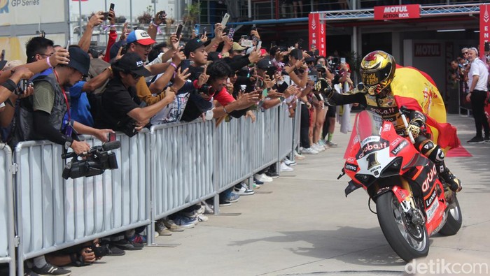 Alvaro Bautista juara dunia WSBK 2022