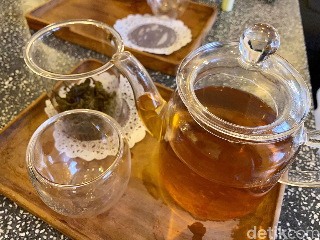 Slurrpp! Di Malang Ada Kafe Instagramable Khusus untuk Teh Artisan
