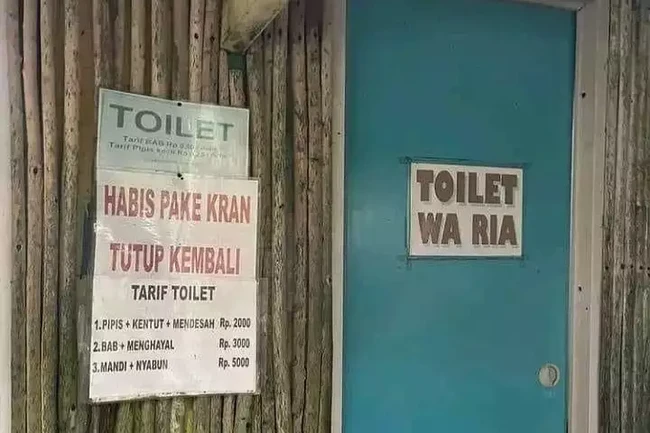 Karena kertasnya nggak muat jadi tulisannya disingkat. Tapi kalau kayak gini kan jadi bingung bikin salah paham. Harusnya ditulis aja wanita dan pria. Foto: Instagram/@sukijan.id