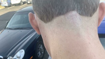 Apakah tukang cukurnya amatir atau iseng? Foto: Twitter