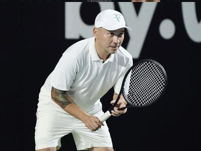 Potret Aksi Artis yang Hobi Tenis, dari Wulan Guritno sampai Raffi Ahmad
