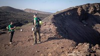 Lokasi gunung purba di Spayol tersebut tepatnya berada di Taman Nasional Timanfaya, Kepulauan Canaria dengan luas mencapai 5.107 km persegi.