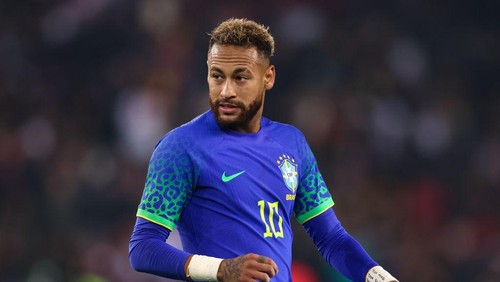 PARIS, FRANCE - SEPTEMBER 27: Neymar Jr of Brazil reacts during the Friendly International match between Brasil and Tunisia at Parc des Princes on September 27, 2022 in Paris, France. (Photo by Jonathan Moscrop/Getty Images)