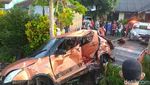 Terseret 40 Meter! Ini Wujud Mobil yang Ditabrak KA di Tasikmalaya