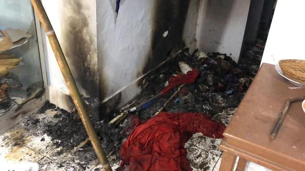 Penampakan Sekretariat KNPI Toraja Utara yang diduga dibakar OTK.