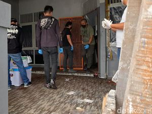 Ada Bungkus Bekas Makanan di Rumah Sekeluarga Tewas Mengering