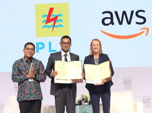 Bangun 4 PLTS, PLN Siap Pasok 210 MW Listrik EBT untuk Amazon di RI