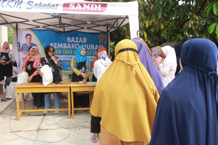 Relawan Sandi Gelar Bazar Sembako