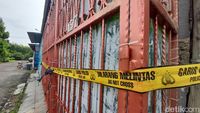 tetangga rumah keluarga tewas kalideres cium bau sejak maret lalu 14
