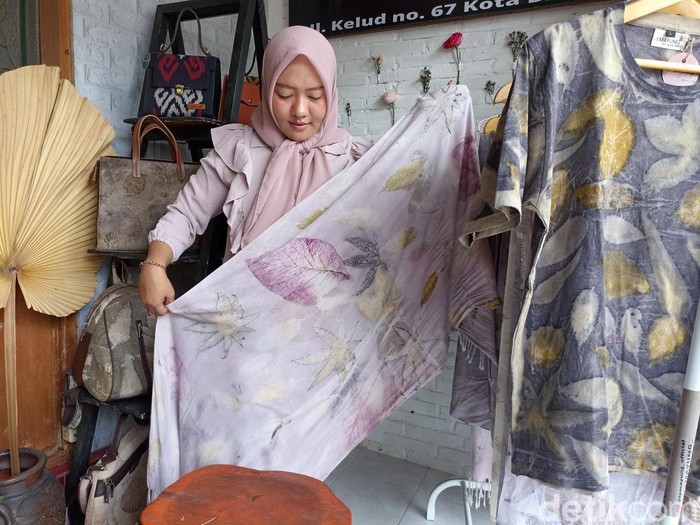 serbuk kayu jadi ecoprint kota blitar