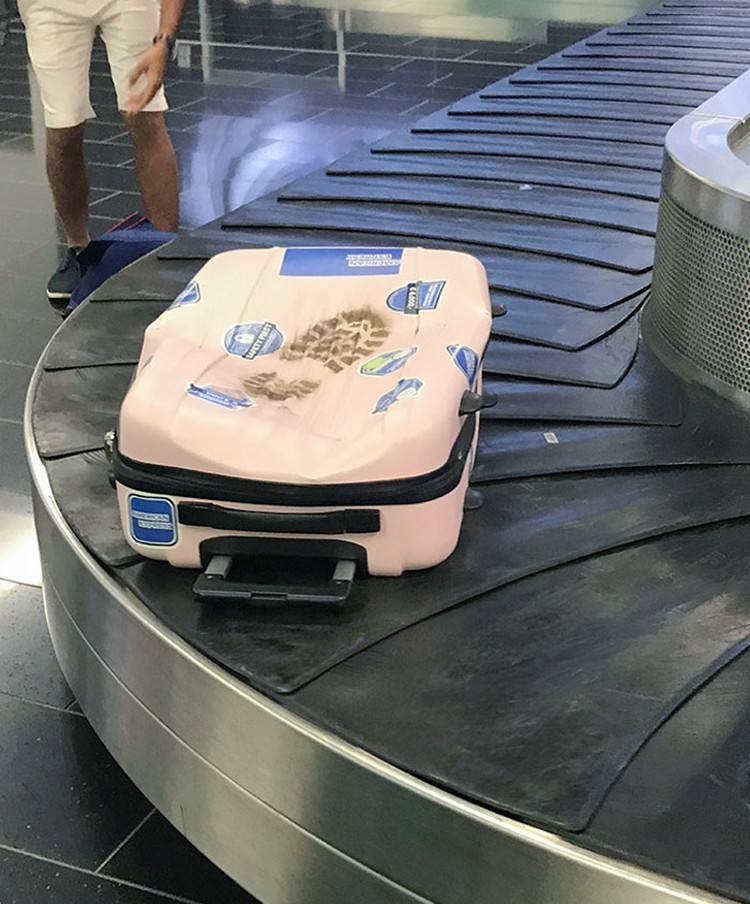 Bagasi hancur Bagasi hancur