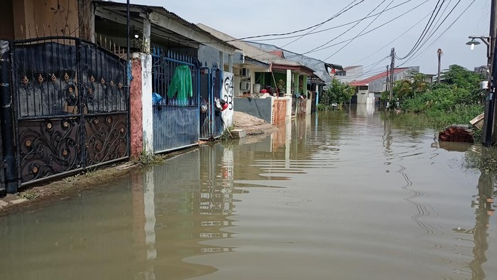 Banjir di kawasan Villa Tomang Baru, Tangerang
