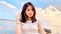 Usai loncat, Chateez mengaku giginya bergetar dan kepala terbentur lantai. (Foto: dok Instagram)